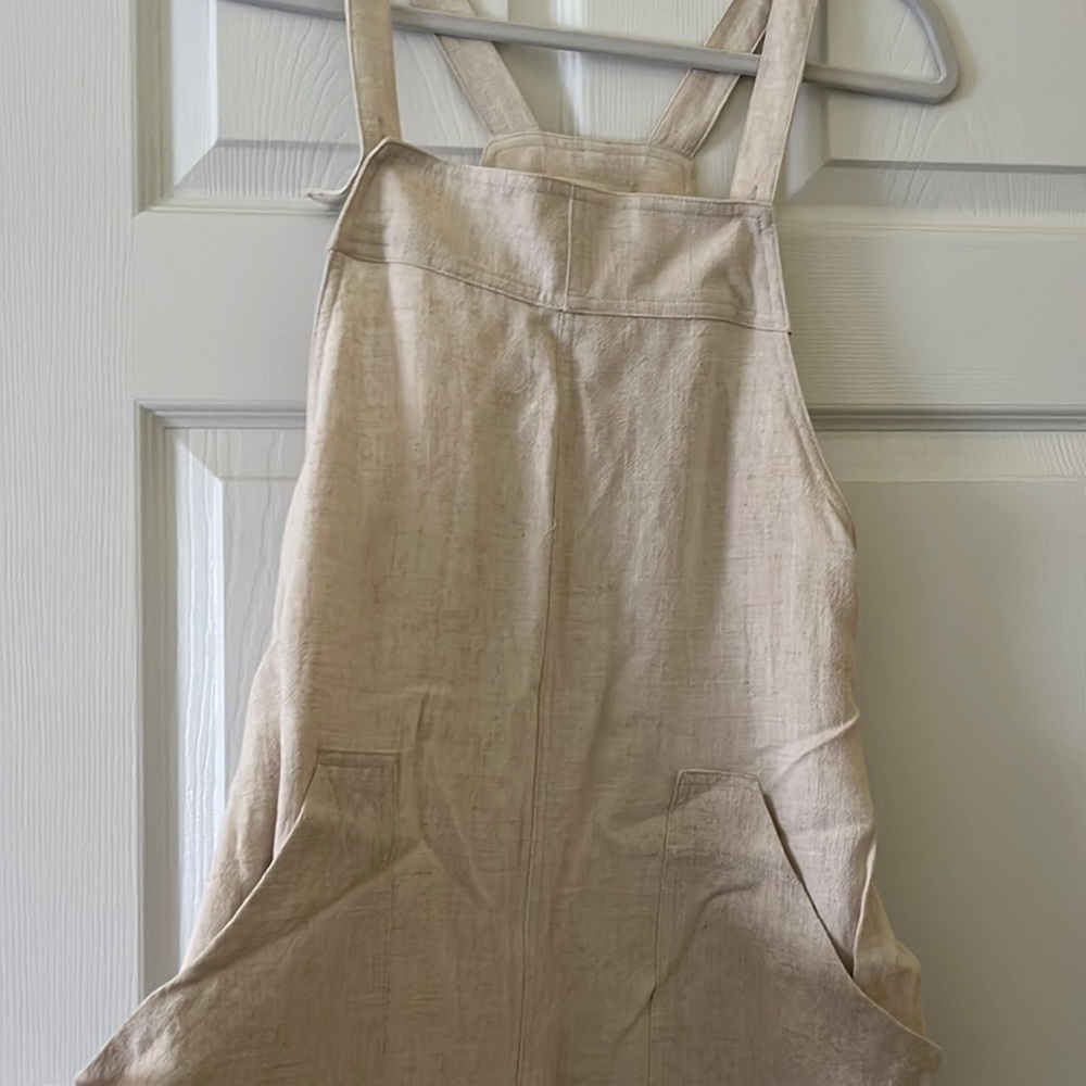 Universal thread overalls! Size small. Brand new